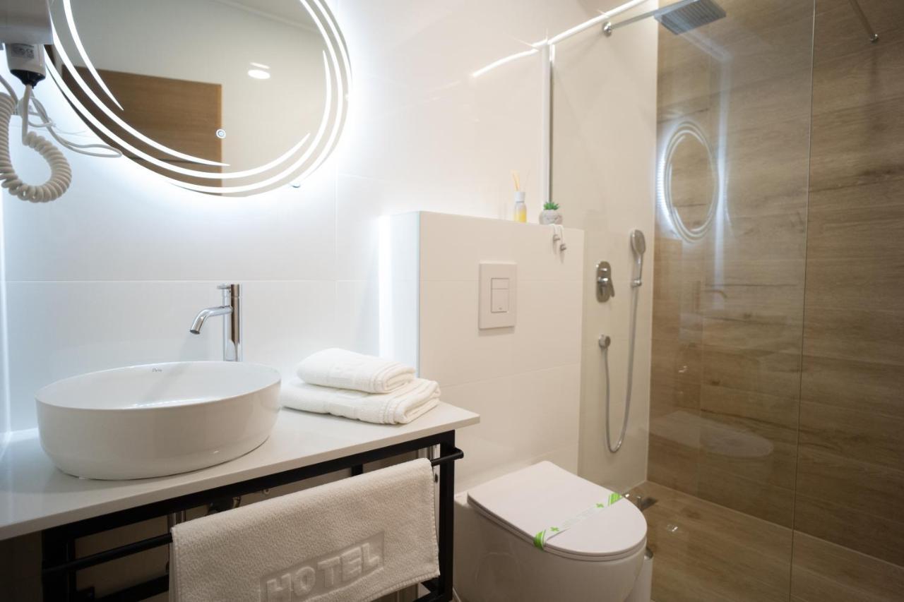 Apartments And Rooms Smile Mostar Ngoại thất bức ảnh