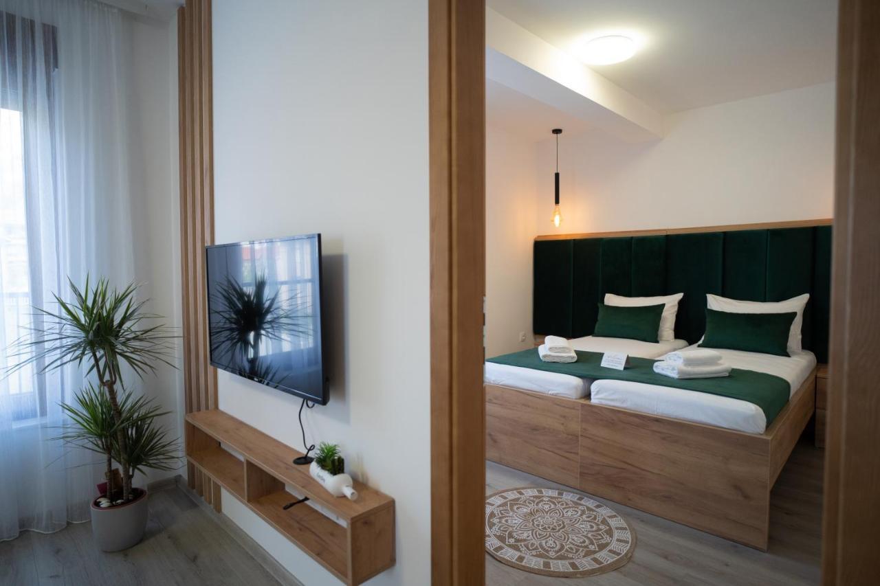 Apartments And Rooms Smile Mostar Ngoại thất bức ảnh