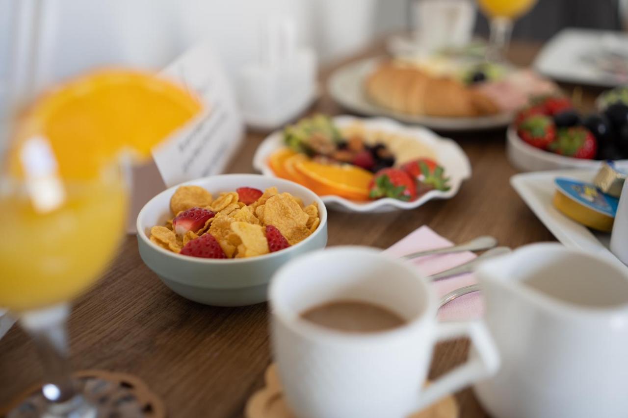 Apartments And Rooms Smile Mostar Ngoại thất bức ảnh