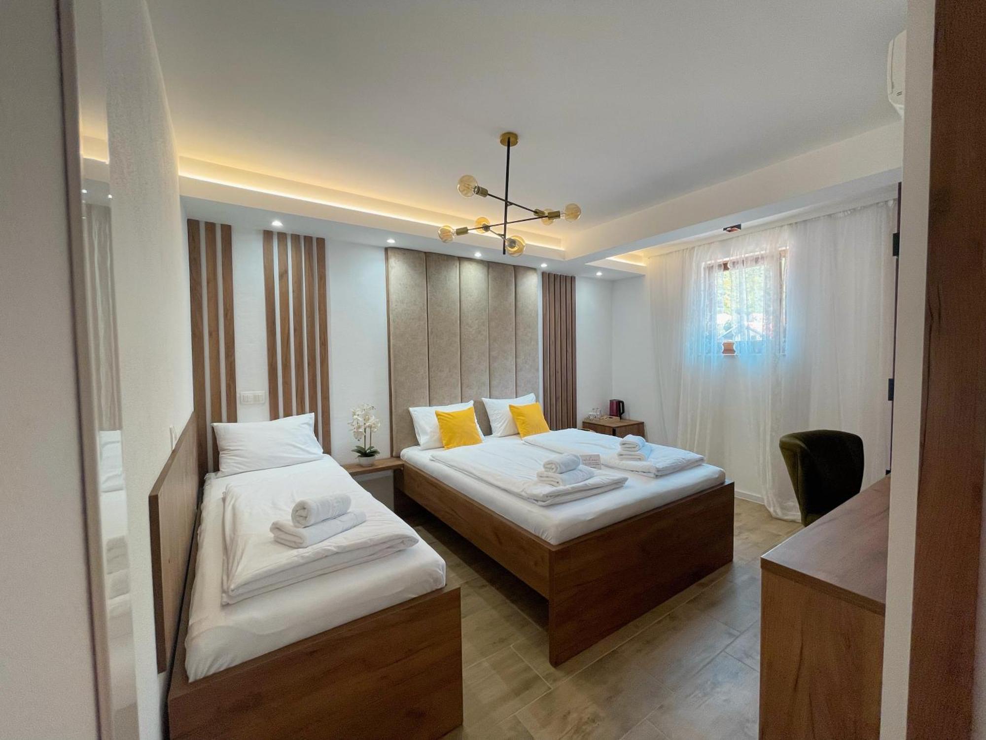 Apartments And Rooms Smile Mostar Ngoại thất bức ảnh